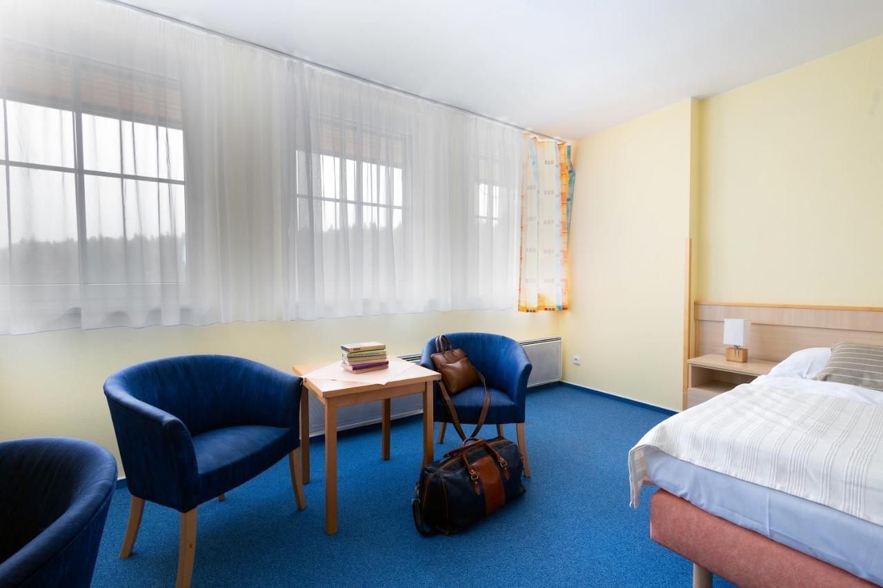 Hotel Petrovy Kameny Karlova Studánka Kültér fotó