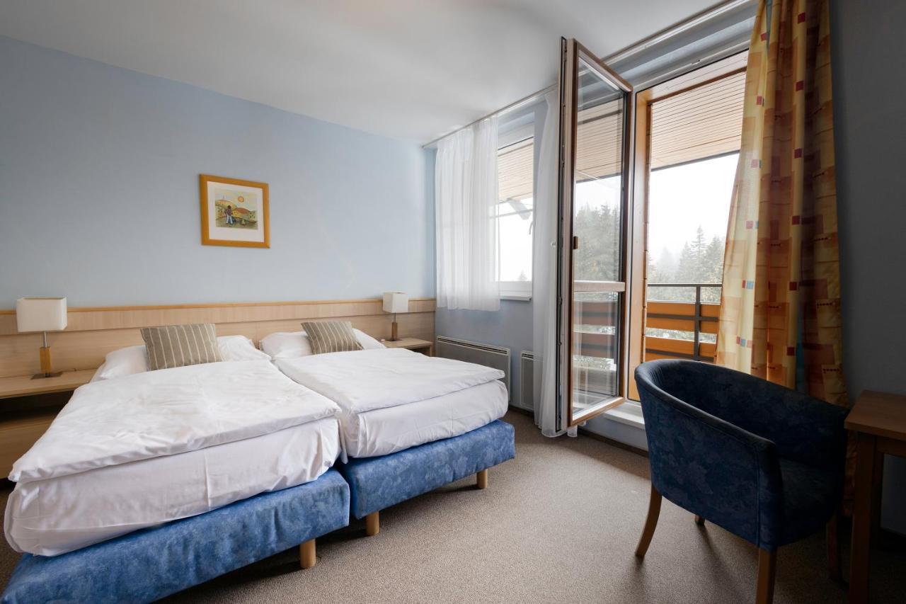 Hotel Petrovy Kameny Karlova Studánka Kültér fotó